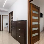 Dabrowskiego Old Town Apartment