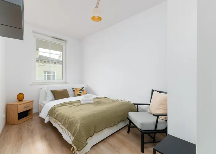 Dabrowskiego Old Town Apartment